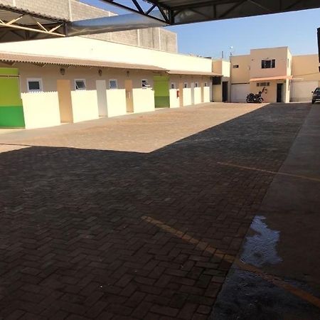 Motel& Hotel Apê Goiânia !!! Exterior foto